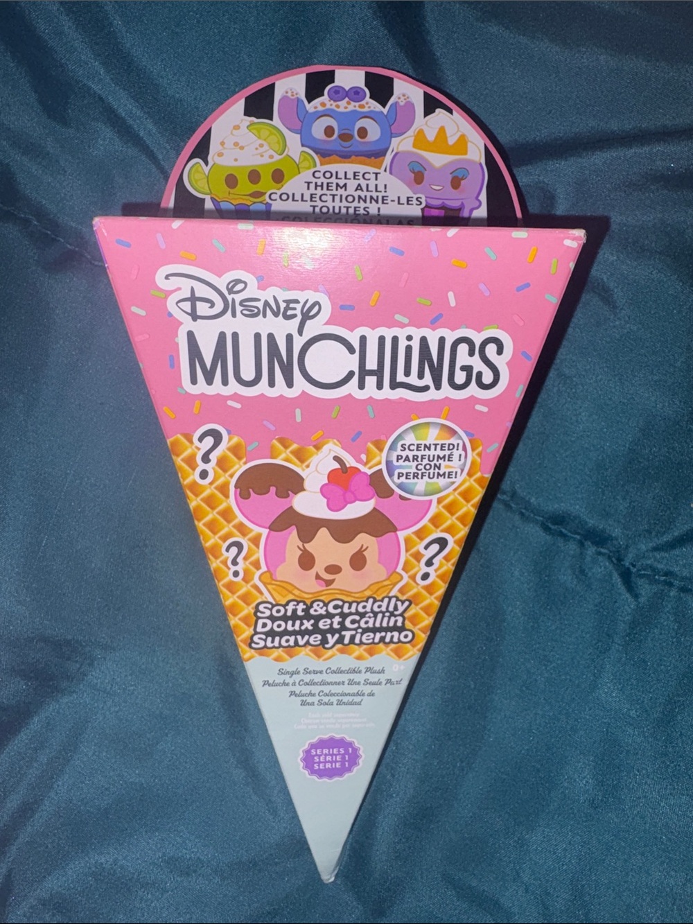 Disney Munchlings Mystery - Scented Plush Surprise